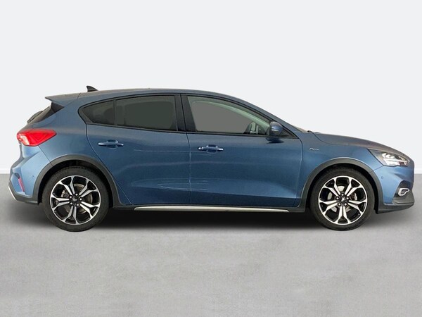 Used Ford Focus 2021 for sale - 75582555: Photo 2
