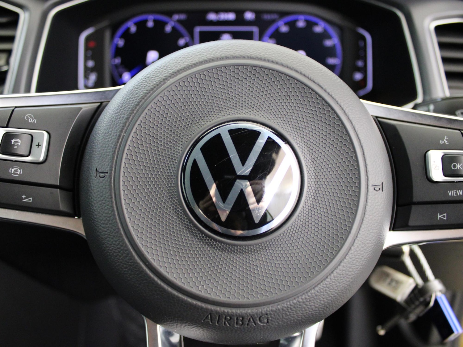 Used Volkswagen T-Roc 2020 for sale - 77294481: Photo 31