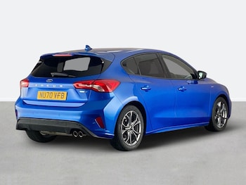 Used Ford Focus 2021 for sale - 76929200: Photo