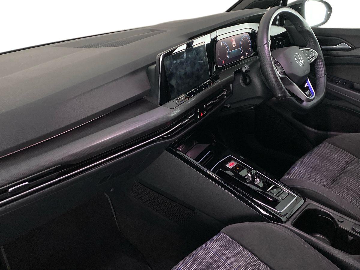 Used Volkswagen Golf 2023 for sale - 77742333: Photo 14