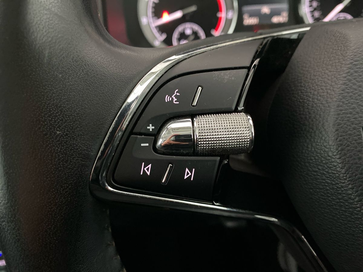 Used Skoda Karoq 2021 for sale - 76705511: Photo 17