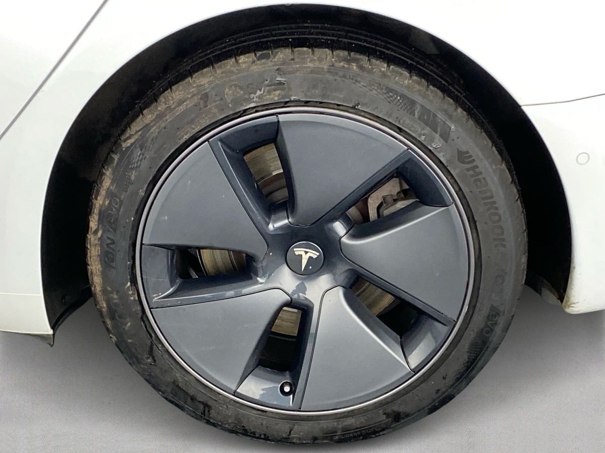 Used Tesla Model 3 2021 for sale - 76636963: Photo 32