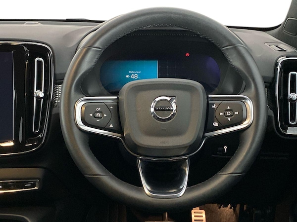Used Volvo XC40 2022 for sale - 75228704: Photo 11