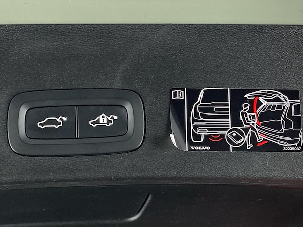 Used Volvo XC40 2022 for sale - 75228704: Photo 29