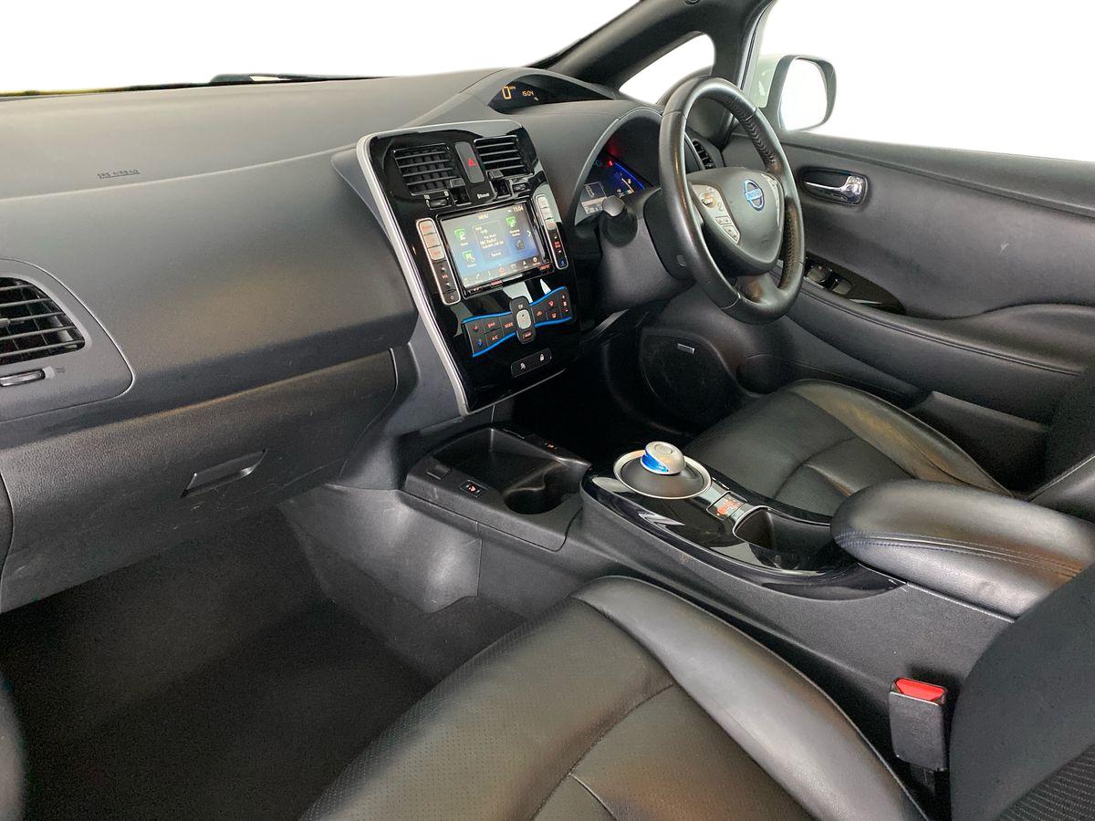 Used Nissan Leaf 2017 for sale - 77398107: Photo 14