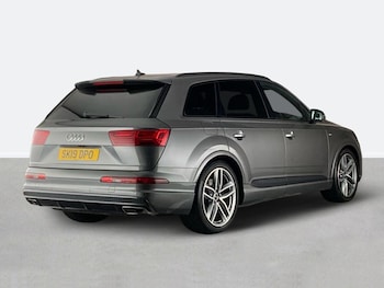 Used Audi Q7 2019 for sale - 79355199: Photo