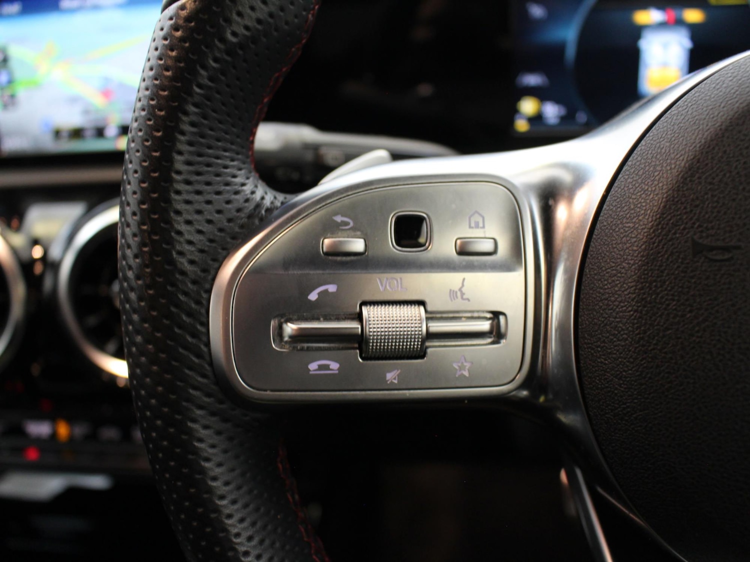 Used Mercedes-Benz A-Class 2019 for sale - 76390887: Photo 31