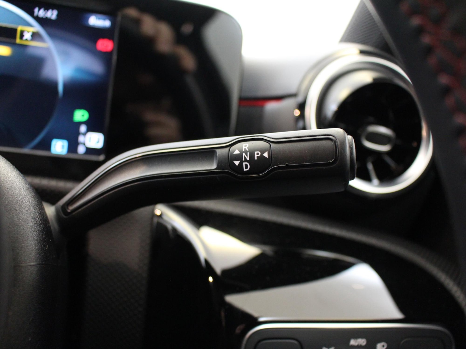 Used Mercedes-Benz A-Class 2019 for sale - 76390887: Photo 33