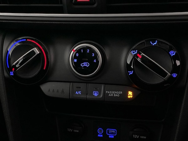 Used Hyundai KONA 2018 for sale - 75611592: Photo 21