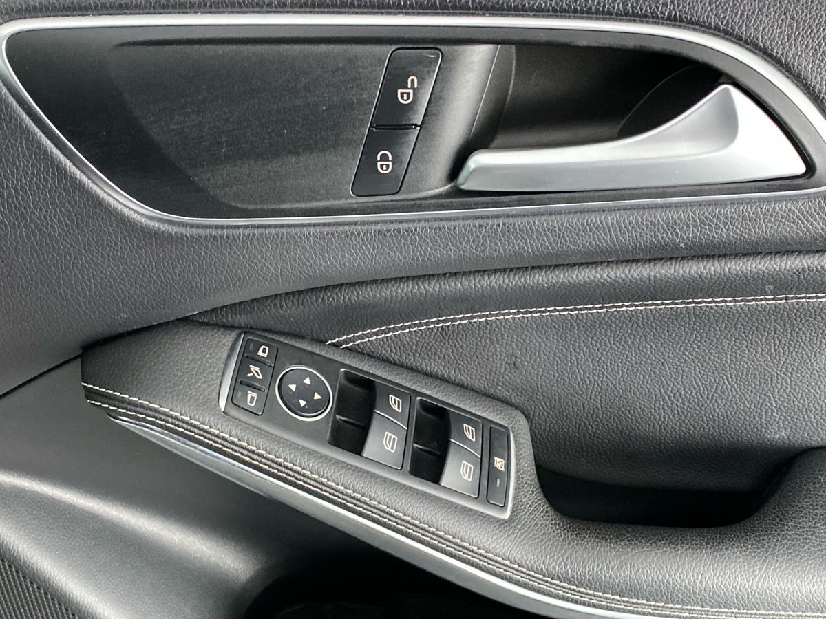 Used Mercedes-Benz A-Class 2017 for sale - 77973391: Photo 23