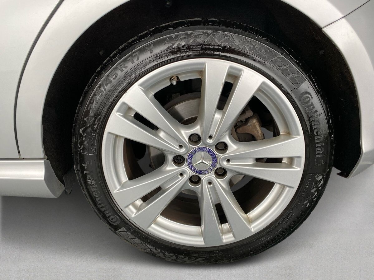 Used Mercedes-Benz A-Class 2017 for sale - 77973391: Photo 27