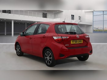 Used Toyota Yaris 2018 for sale - 77842854: Photo