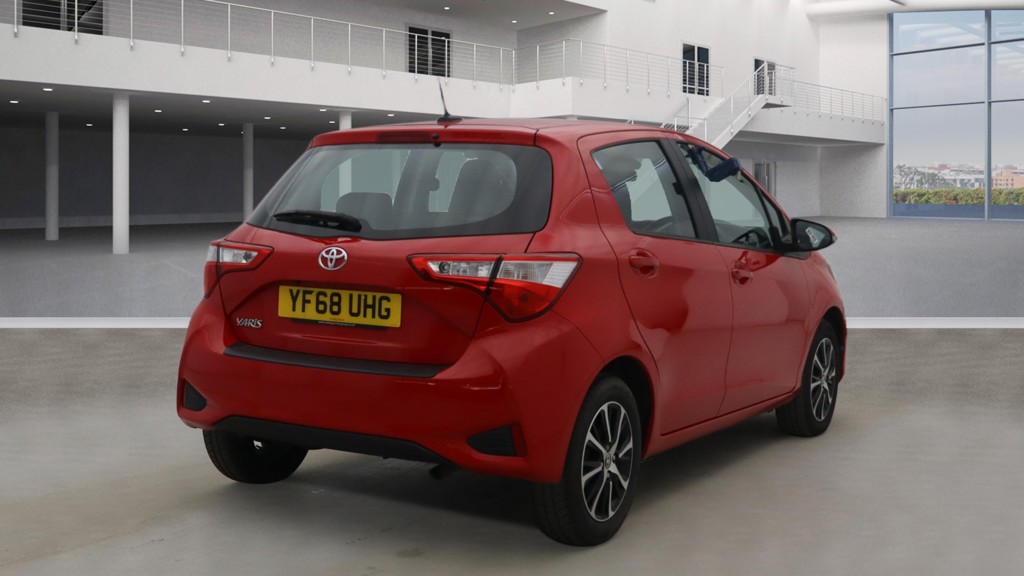 Used Toyota Yaris 2018 for sale - 77842854: Photo 4