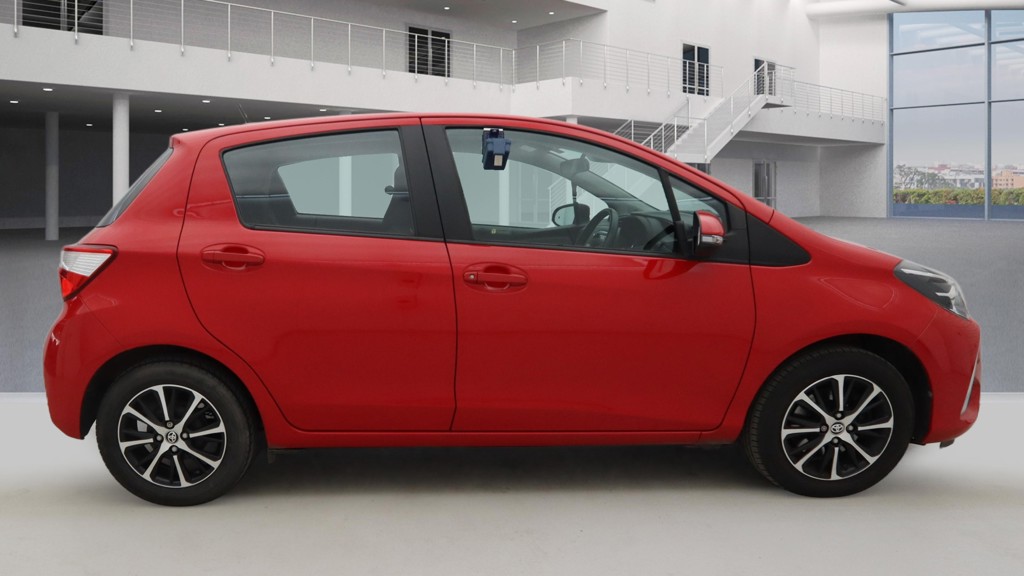 Used Toyota Yaris 2018 for sale - 77842854: Photo 5