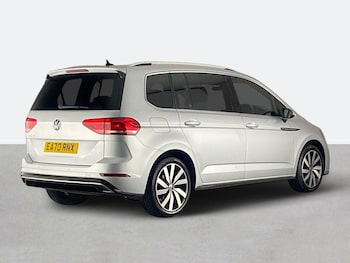 Used Volkswagen Touran 2020 for sale - 76047342: Photo
