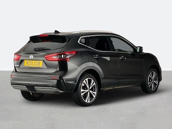 Used Nissan Qashqai 2018 for sale - 78746101: Photo