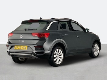Used Volkswagen T-Roc 2021 for sale - 78900441: Photo