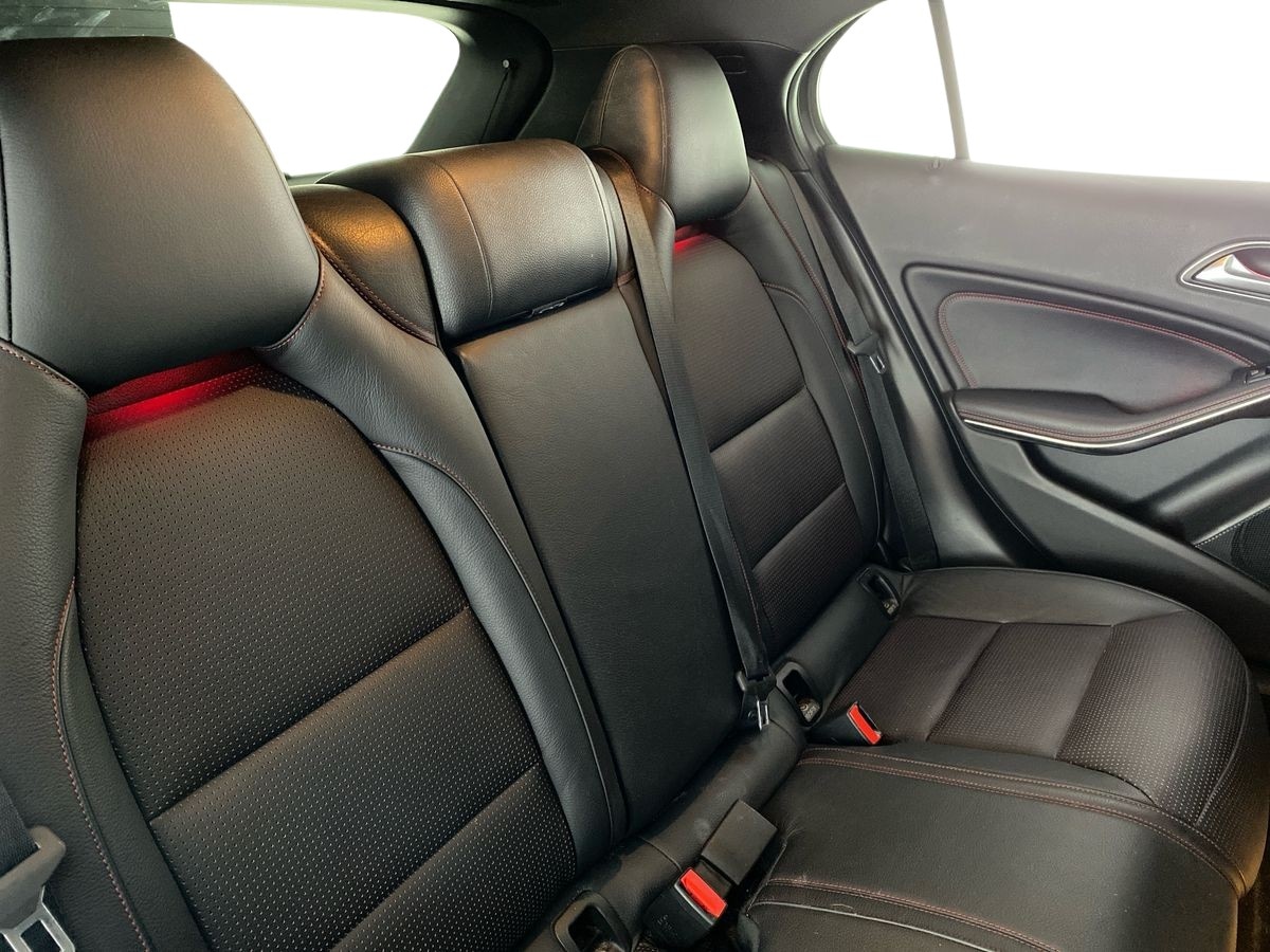 Used Mercedes-Benz GLA 2018 for sale - 76502985: Photo 12