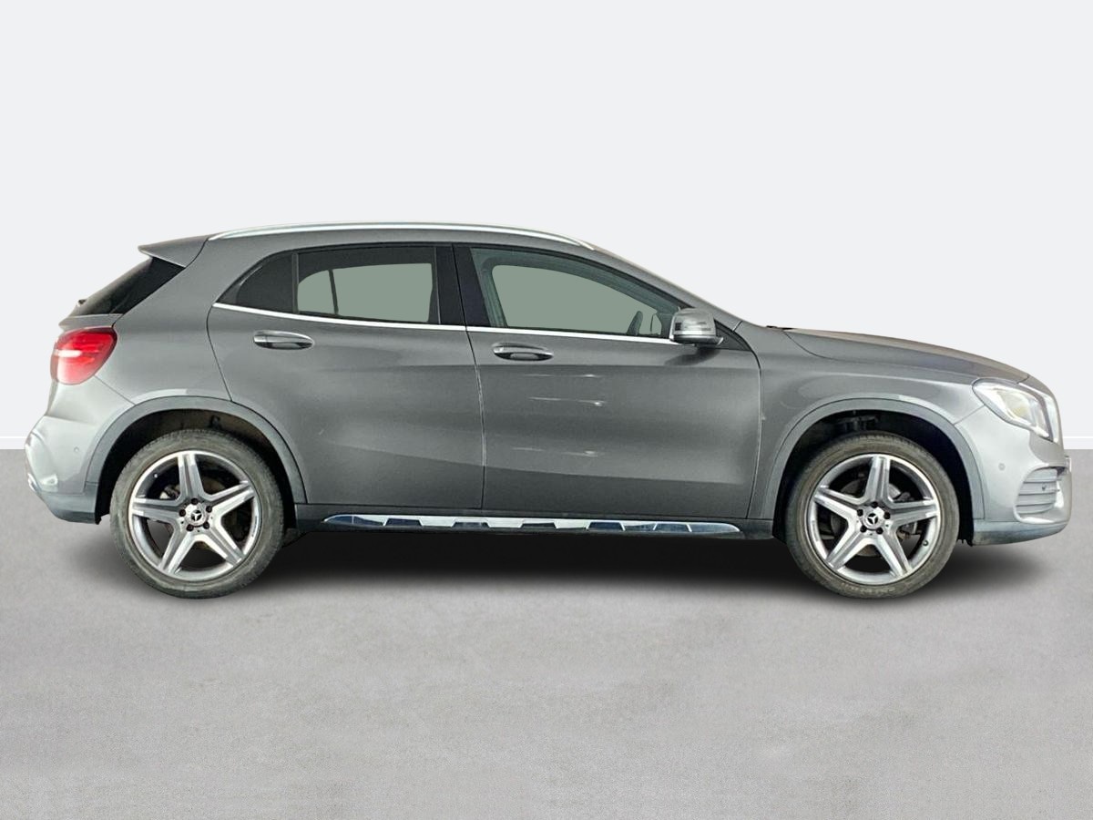 Used Mercedes-Benz GLA 2018 for sale - 76502985: Photo 3