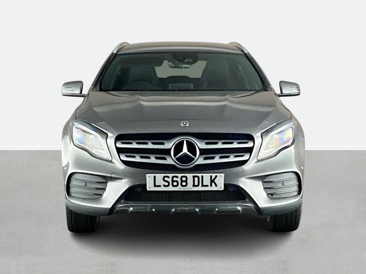 Used Mercedes-Benz GLA 2018 for sale - 76502985: Photo 4