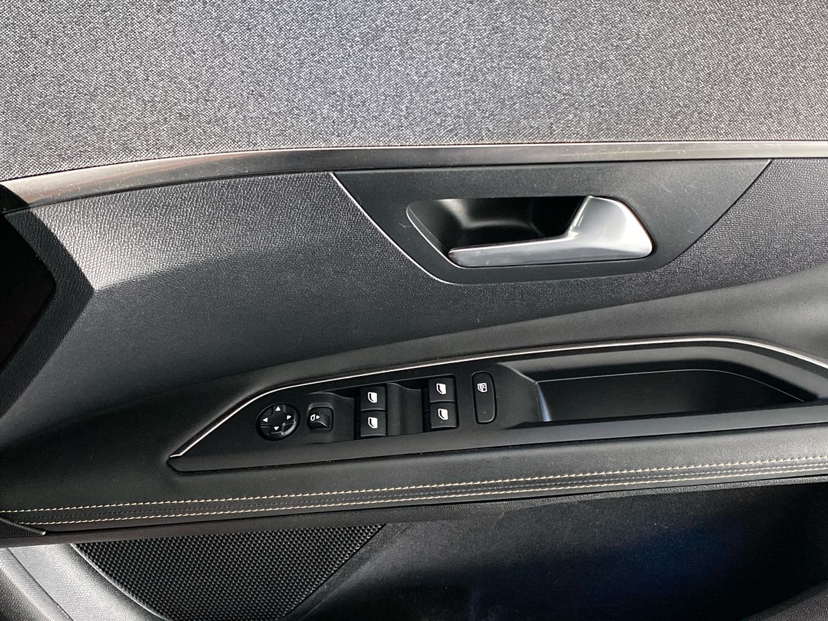 Used Peugeot 3008 2020 for sale - 76502904: Photo 26