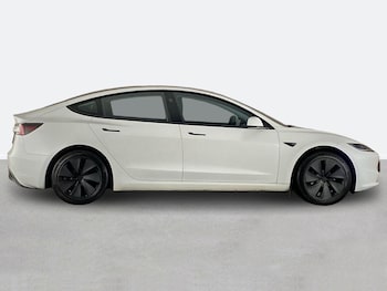 Used Tesla Model 3 2024 for sale - 78993270: Photo