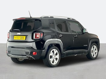 Used Jeep Renegade 2017 for sale - 76192387: Photo