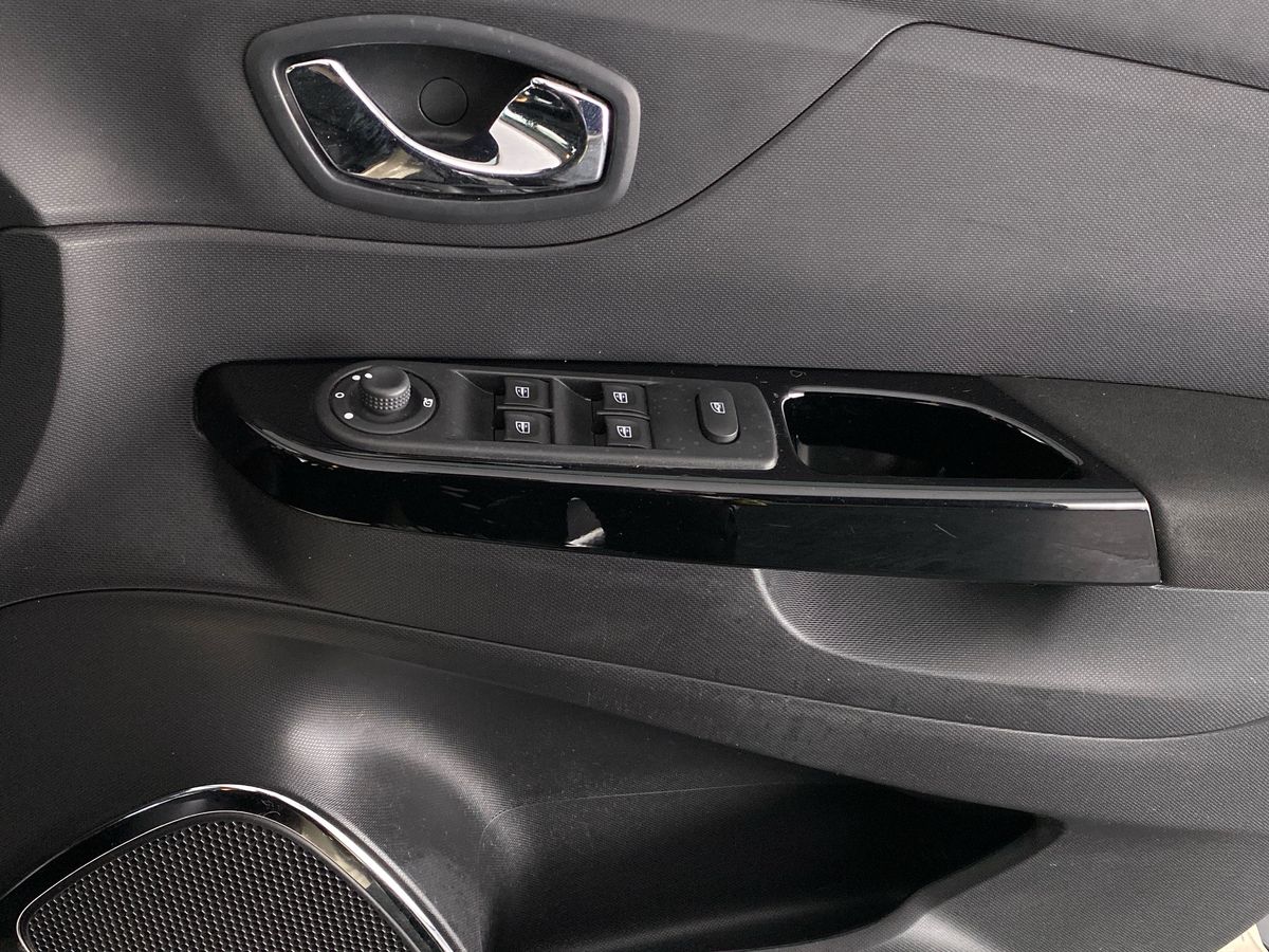 Used Renault Captur 2014 for sale - 76805448: Photo 10