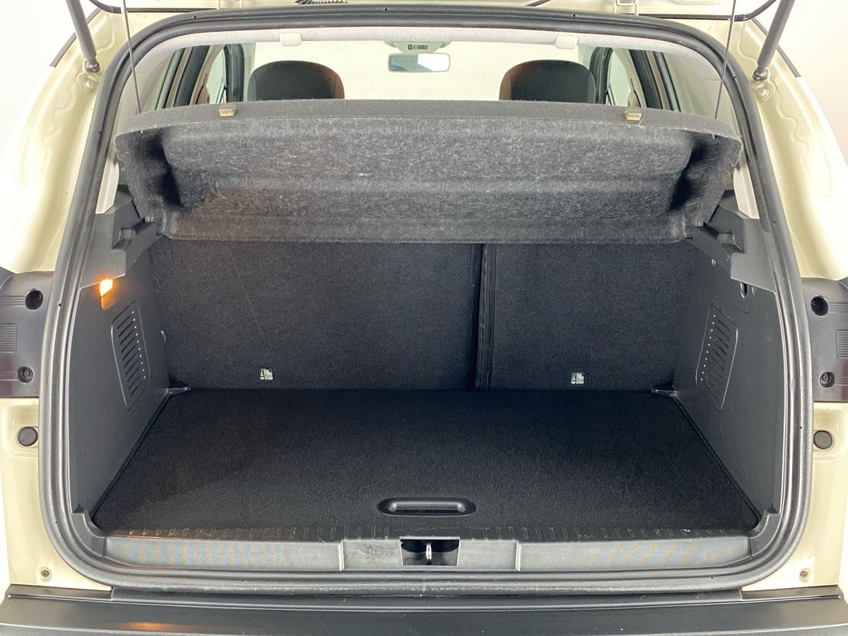 Used Renault Captur 2014 for sale - 76805448: Photo 16