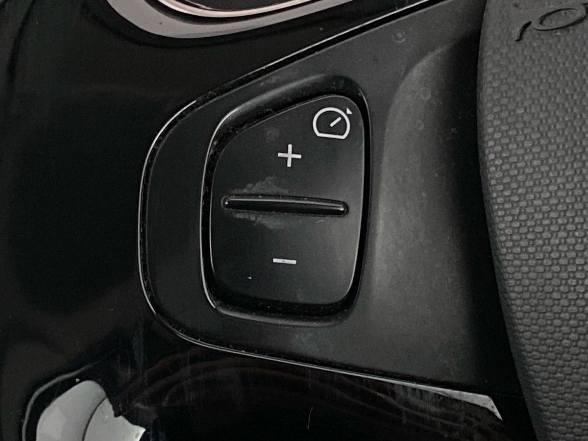 Used Renault Captur 2014 for sale - 76805448: Photo 29