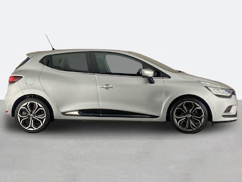 Used Renault Clio 2017 for sale - 77973418: Photo