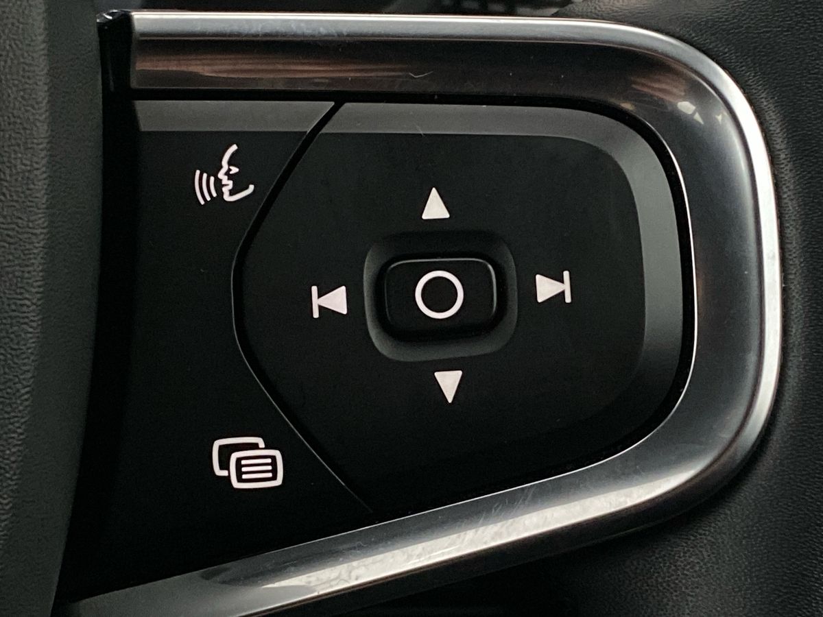 Used Volvo XC40 2021 for sale - 76411719: Photo 24