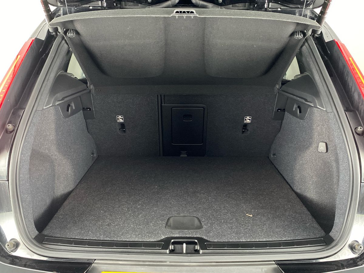 Used Volvo XC40 2021 for sale - 76411719: Photo 27