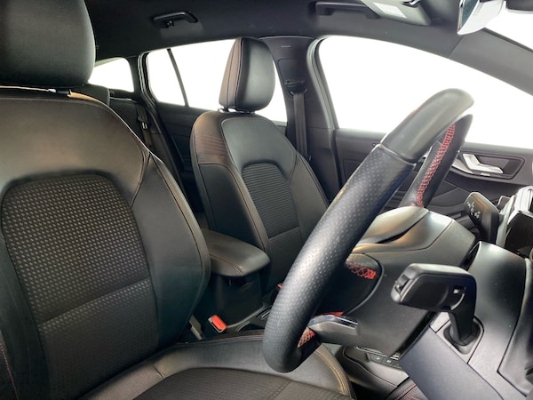 Used Ford Focus 2020 for sale - 75367690: Photo 10