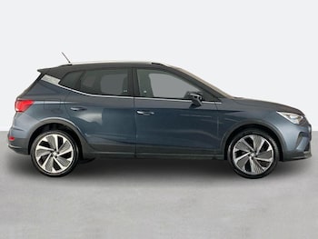 Used SEAT Arona 2023 for sale - 77459015: Photo