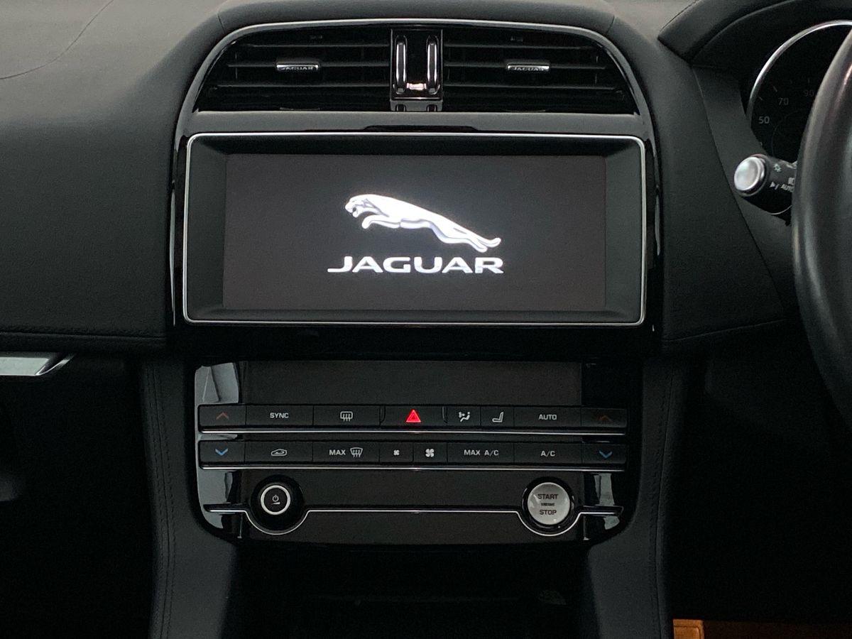 Used Jaguar F-Pace 2019 for sale - 77787428: Photo 10