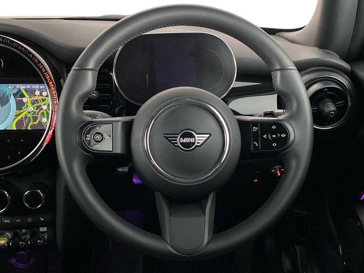 Used MINI Hatch 2022 for sale - 77398112: Photo 8