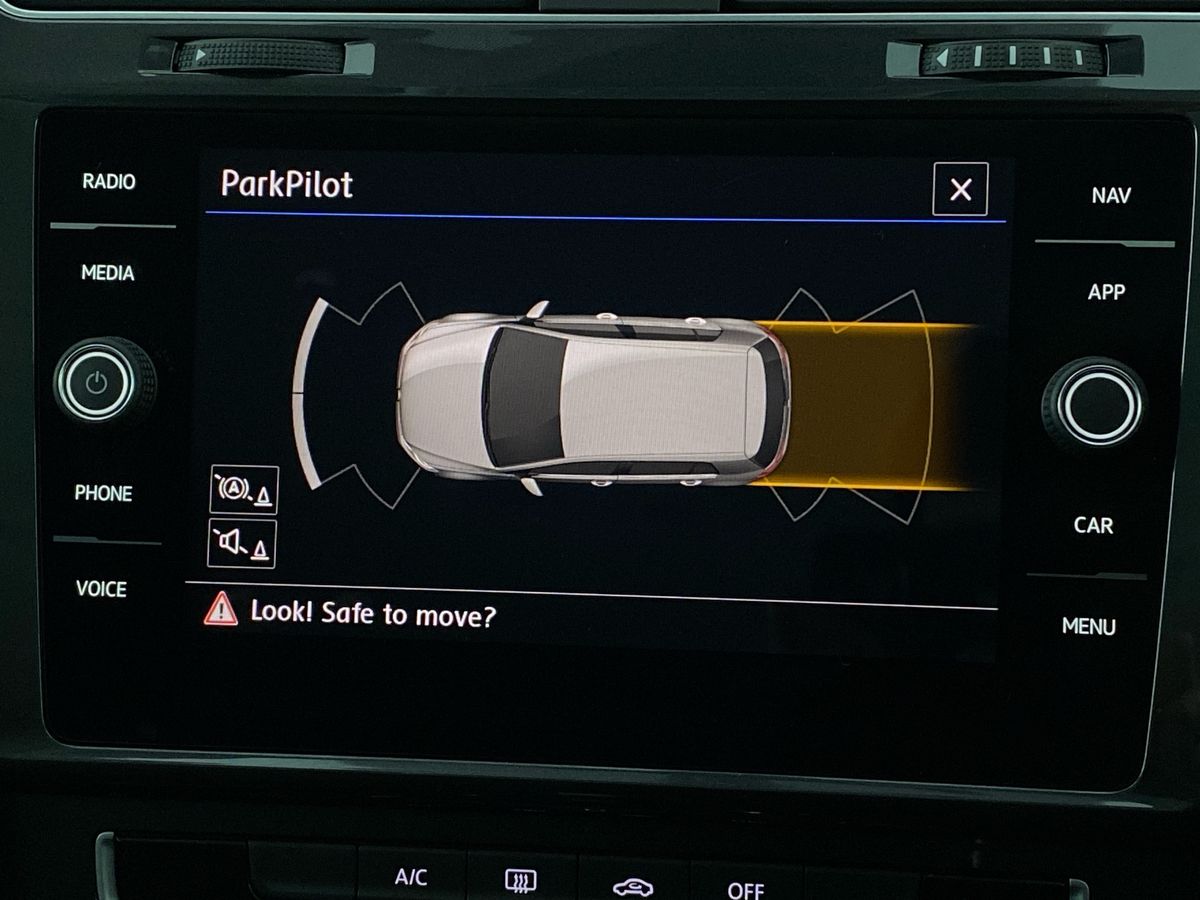 Used Volkswagen Golf 2018 for sale - 76310995: Photo 18