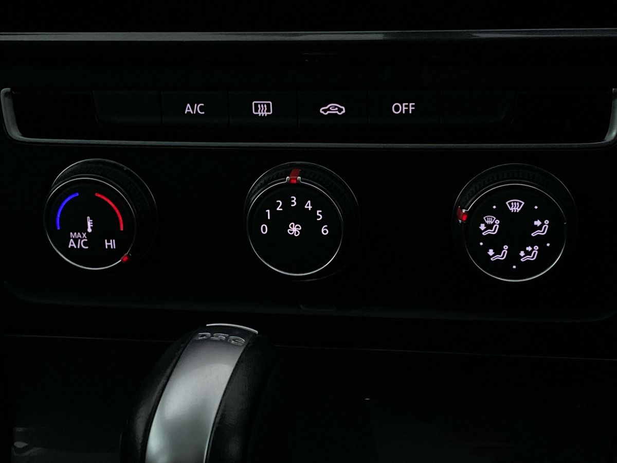 Used Volkswagen Golf 2018 for sale - 76310995: Photo 22