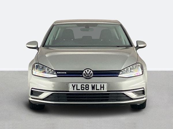 Used Volkswagen Golf 2018 for sale - 76310995: Photo 8