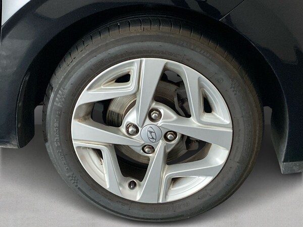 Used Hyundai i10 2022 for sale - 75454070: Photo 31