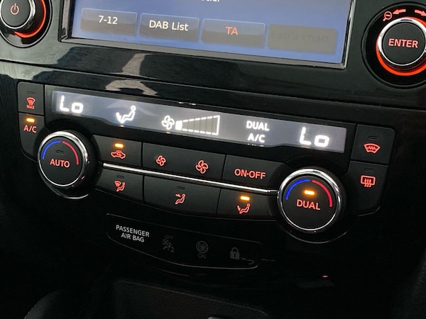 Used Nissan Qashqai 2017 for sale - 76330576: Photo 19