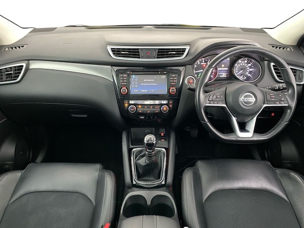 Used Nissan Qashqai 2017 for sale - 76330576: Photo 6
