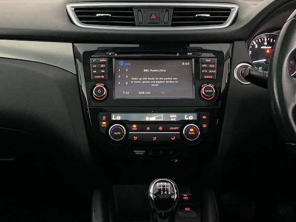 Used Nissan Qashqai 2017 for sale - 76330576: Photo 7