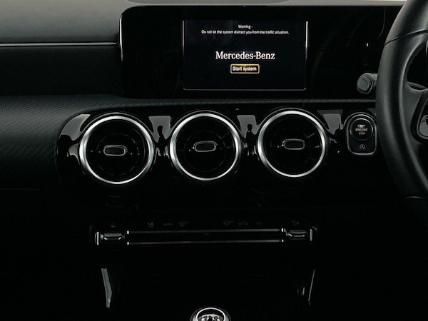 Used Mercedes-Benz A-Class 2019 for sale - 76192402: Photo 10