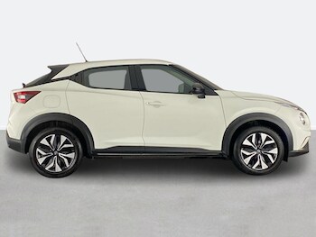 Used Nissan Juke 2023 for sale - 77687085: Photo