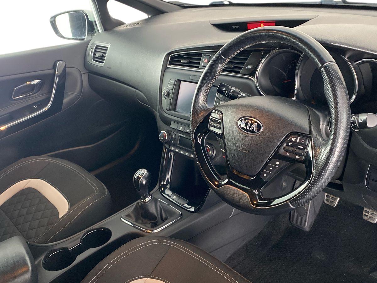 Used Kia Ceed 2015 for sale - 76929174: Photo 12