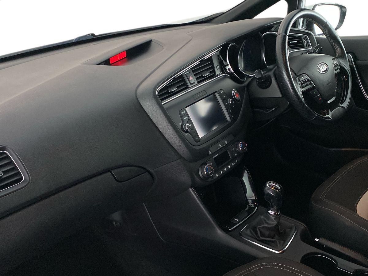 Used Kia Ceed 2015 for sale - 76929174: Photo 14