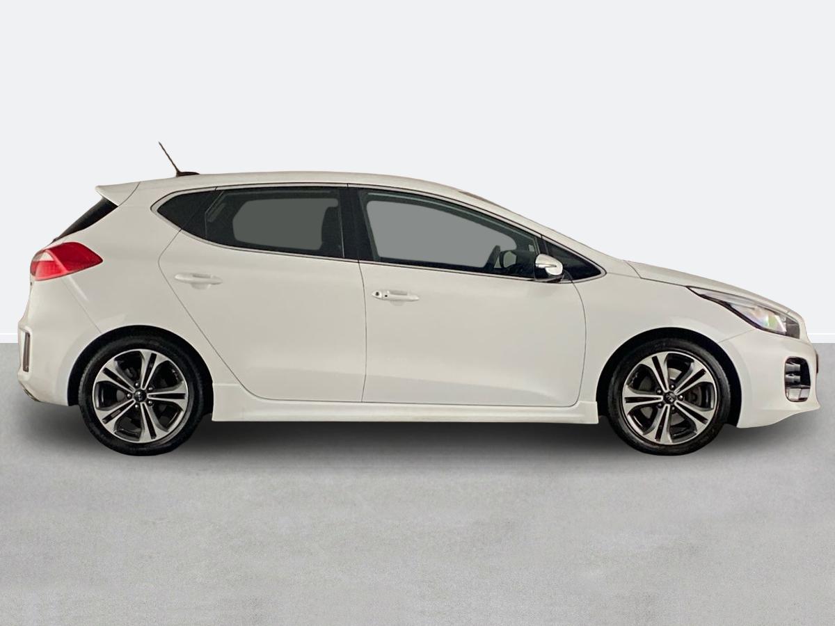 Used Kia Ceed 2015 for sale - 76929174: Photo 2