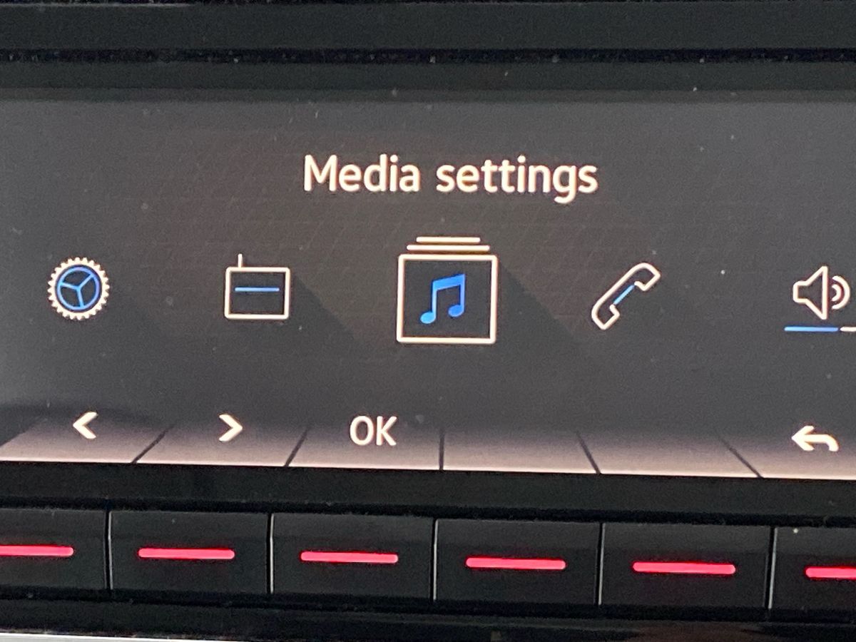 Used Volkswagen up! 2019 for sale - 77444081: Photo 16